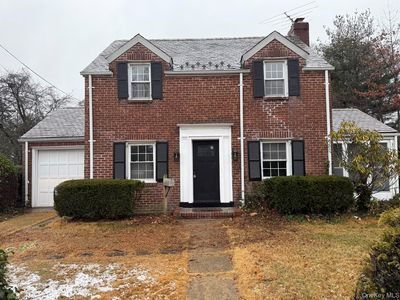 9 Center Street, Glen Cove, NY, 11542