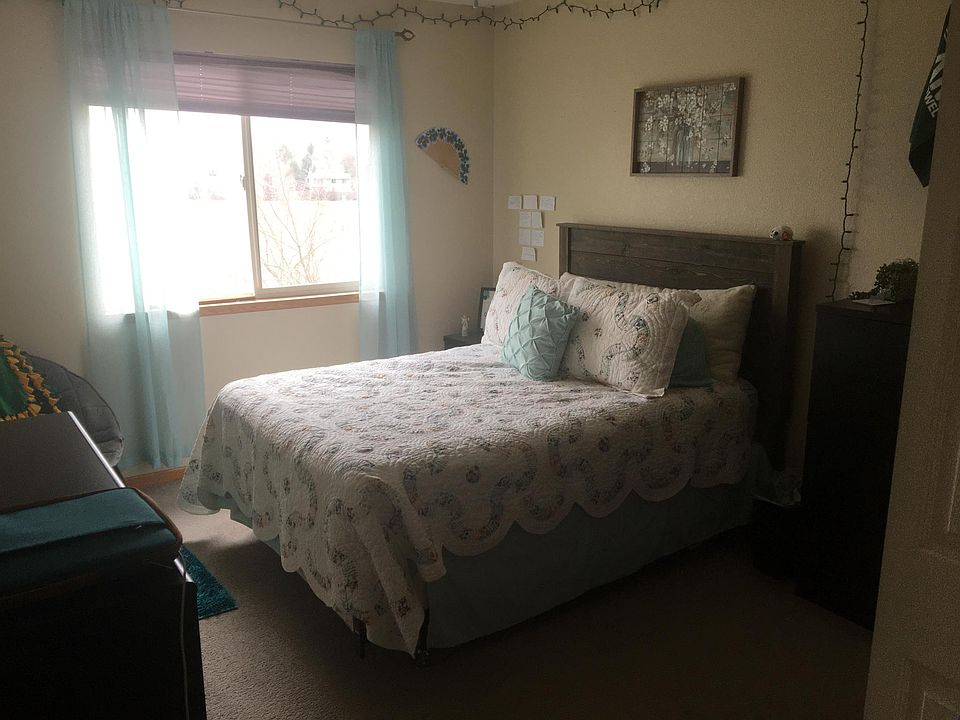Mater bedroom with attached full bath