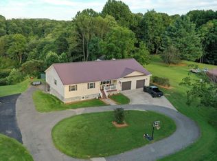 126 Bower Ln, Coal City, WV 25823