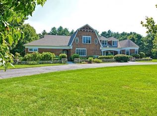 6 Macomber Ln, Framingham, MA 01702