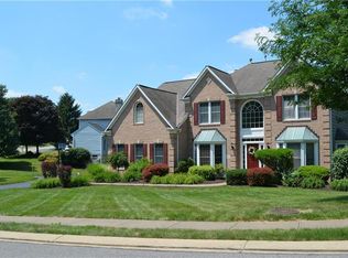 1640 Oakleaf Ln, Pittsburgh, PA 15237