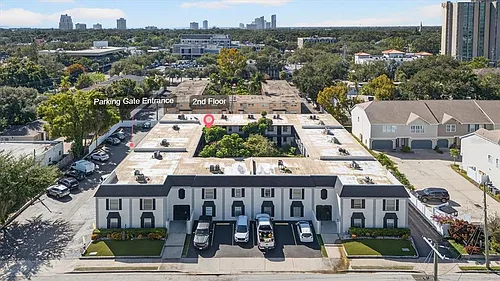 2808 W Azeele St Photo 1