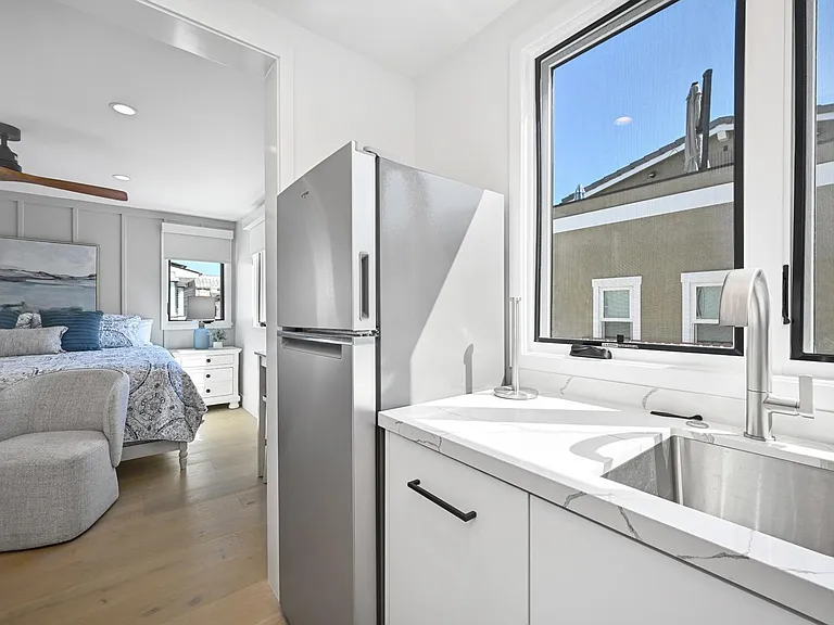 413 E Edgewater Ave — Photo 51
