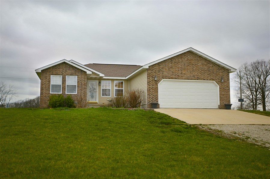 2nd image of 3055 Pool Dr