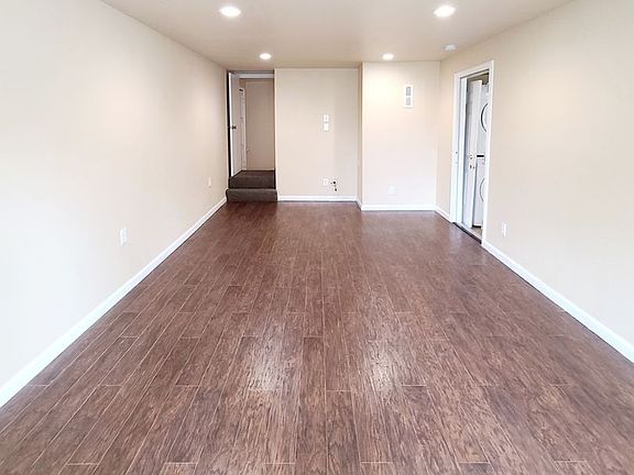 5th image of 19-A Brookhaven Ct