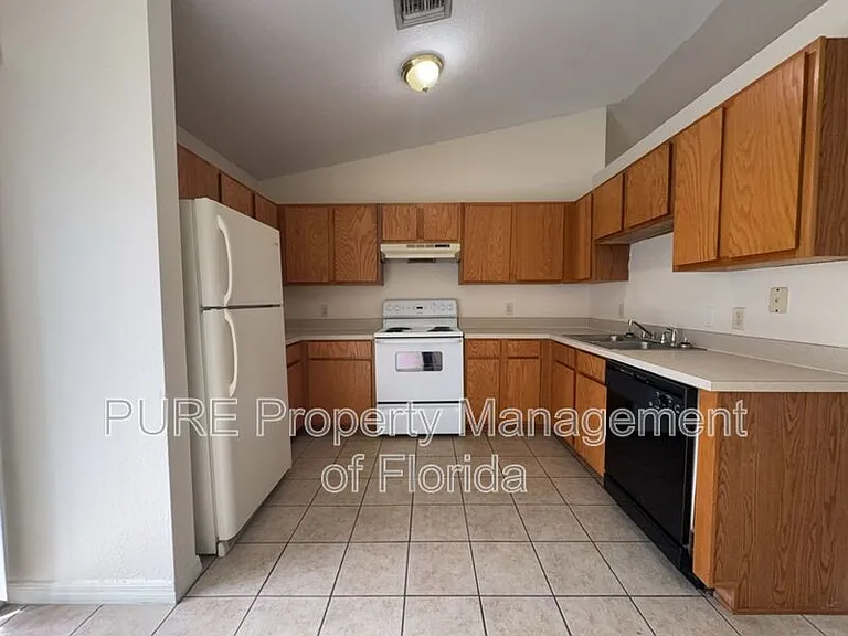 7455 Midway Ter #H — Photo 13