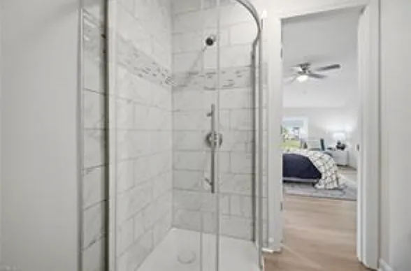 2521 Lynnriver Dr — Photo 13