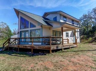 4847 Winding Rd, Hearne, TX 77859