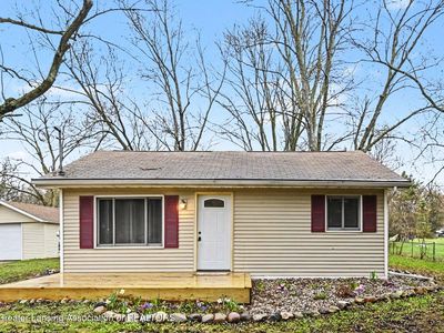 2158 Haslett Rd, East Lansing, MI, 48823