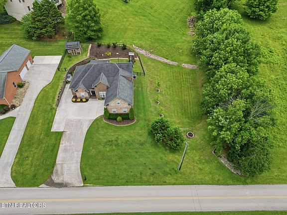 4th image of 4324 Meredith Rd