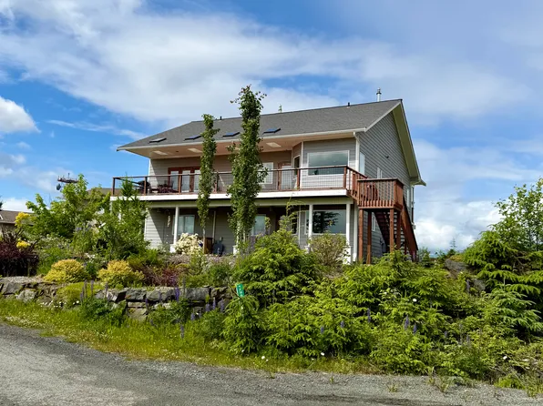17019 Island View Dr, Juneau, AK 99801