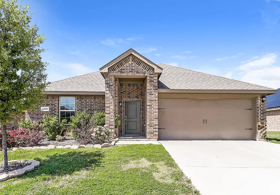 2520 Caden Ct