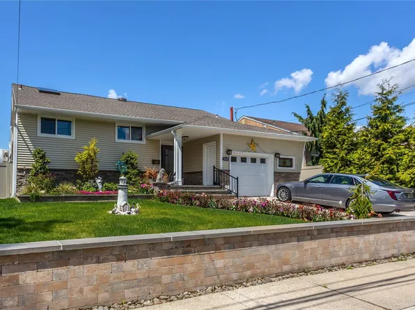 3110 Ann Street, Baldwin Harbor, NY 11510