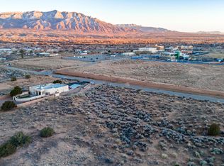 7221 Hapsburg Rd NE, Rio Rancho, NM 87144