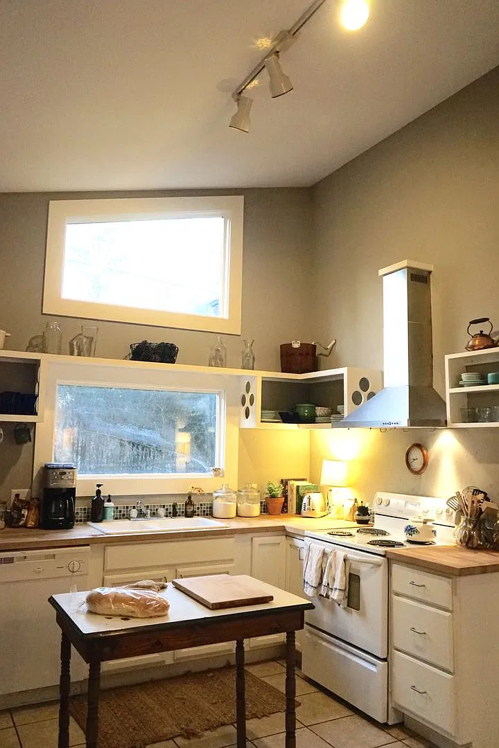 955 Oglethorpe Ave L 4 Bed, 2 Bath — Photo 4