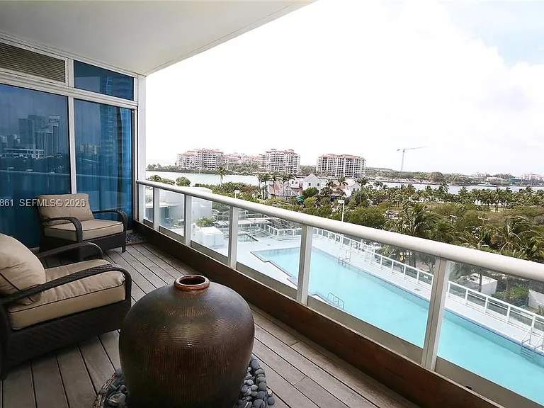 100 S Pointe Dr #601 — Photo 9