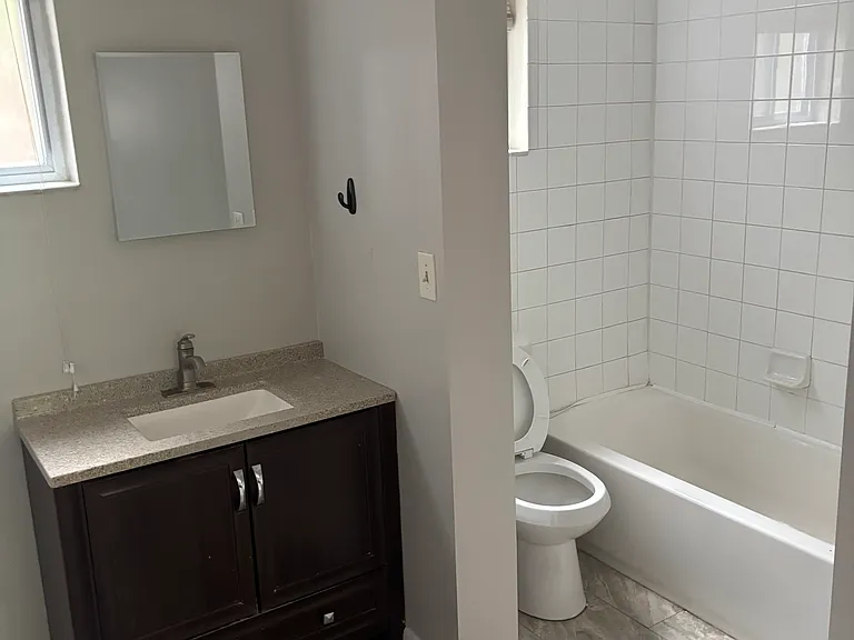765 Saint Charles Ave NE #6 — Photo 5