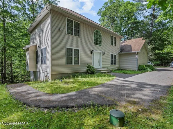 130 Chipperfield Dr, Effort, PA 18330