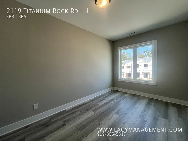 2119 Titanium Rock Rd #1 — Photo 16