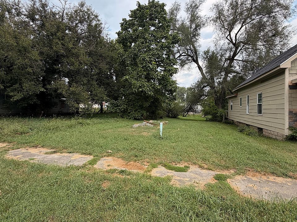 2nd image of 0 W 9th St