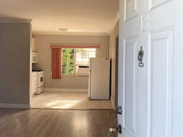 555 SW 16th Ave, Miami, FL 33135