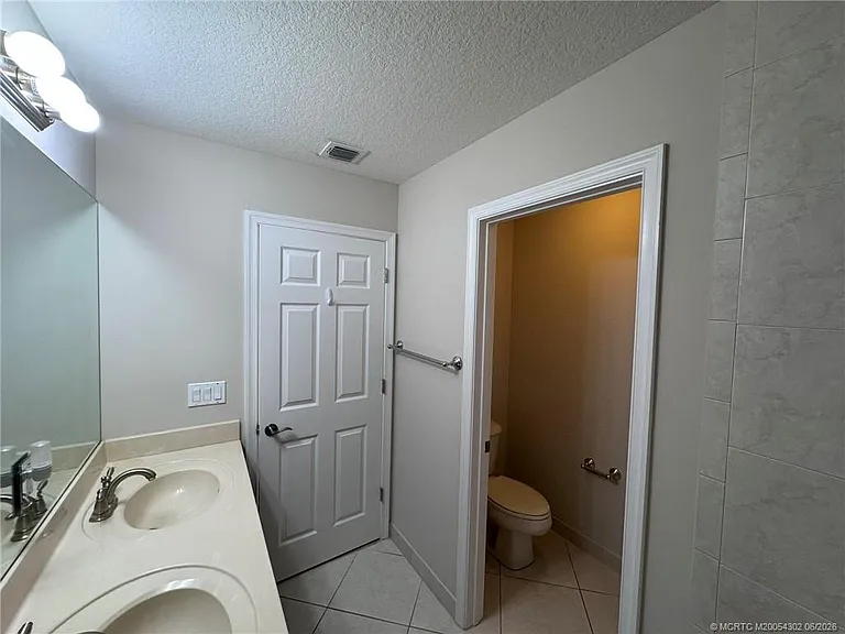 11239 SW Barton Way — Photo 22