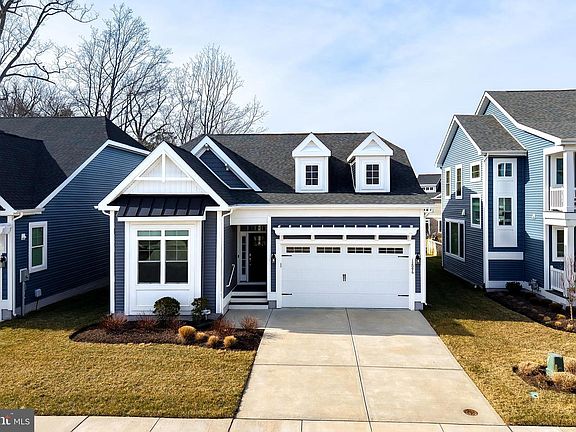 3rd image of 12096 Collins Rd