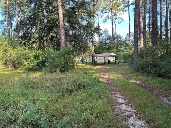 29501 Lyon Ln, Lacombe, LA 70445