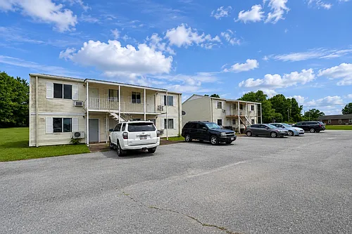 89 Moser St Photo 1