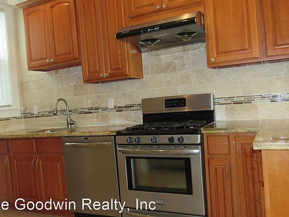 3rd image of 3542-3548 Anza St #3542