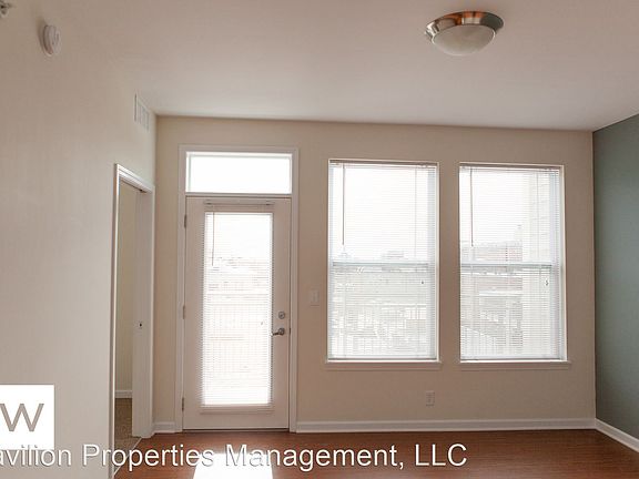 4th image of 601 N Walnut St #14018298
