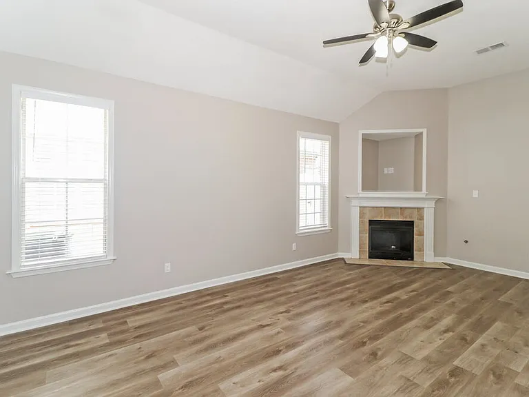 4930 Indian Walk Ln — Photo 4