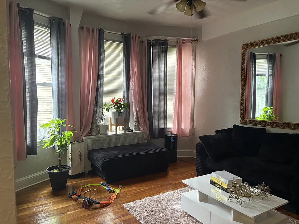 67 Crawford St #2