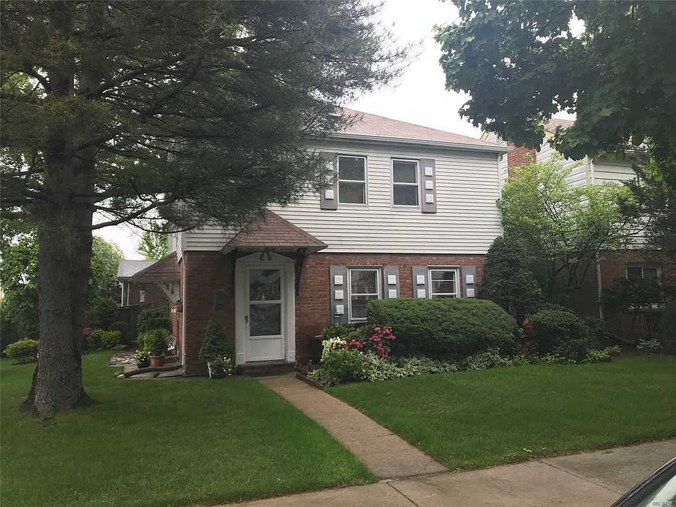 1st image of 5603 217th St #2