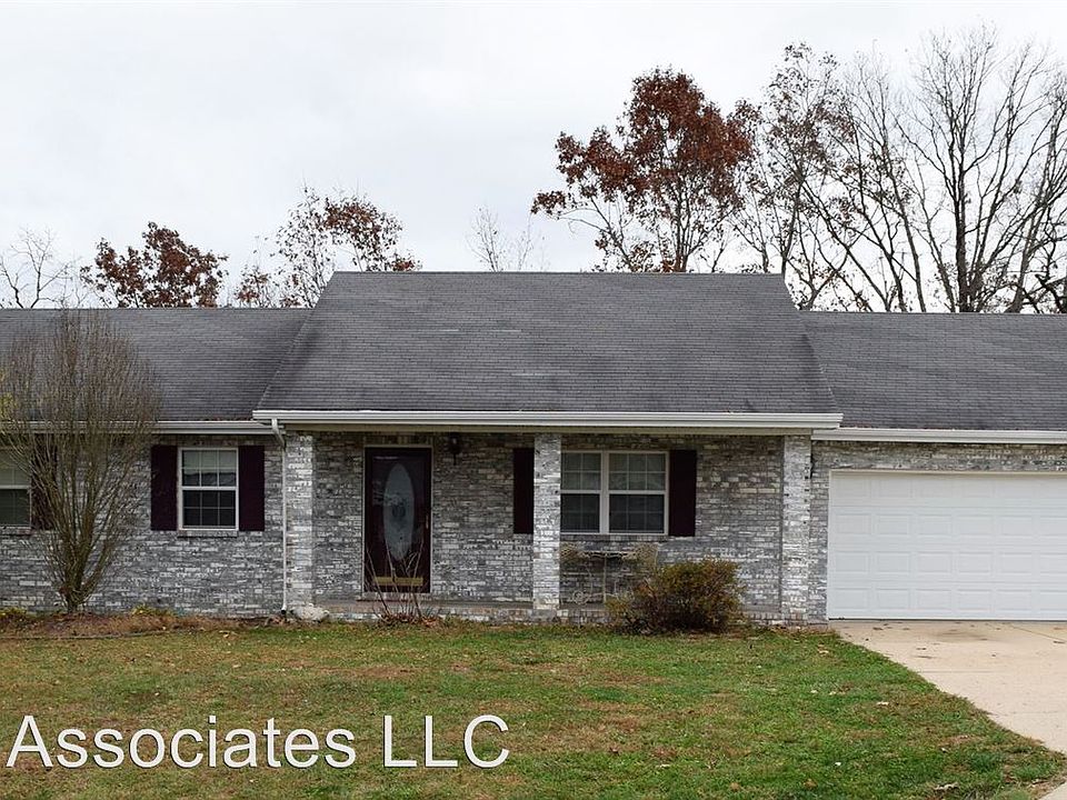 2nd image of 19742 Stirrup Ln