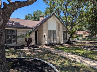 6102 Hummingbird St, Houston, TX 77096