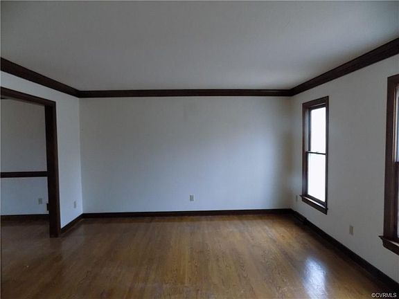 2nd image of 8706 Privet Dr
