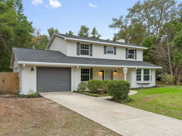 414 Pelham Rd, Fort Walton Beach, FL 32547