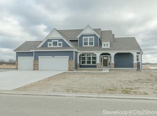 11370 Wake Dr, Allendale, MI 49401