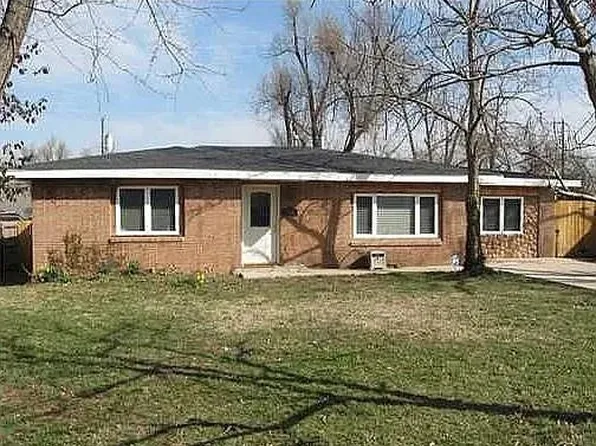 1300 Shaw Ave, Springdale, AR 72764