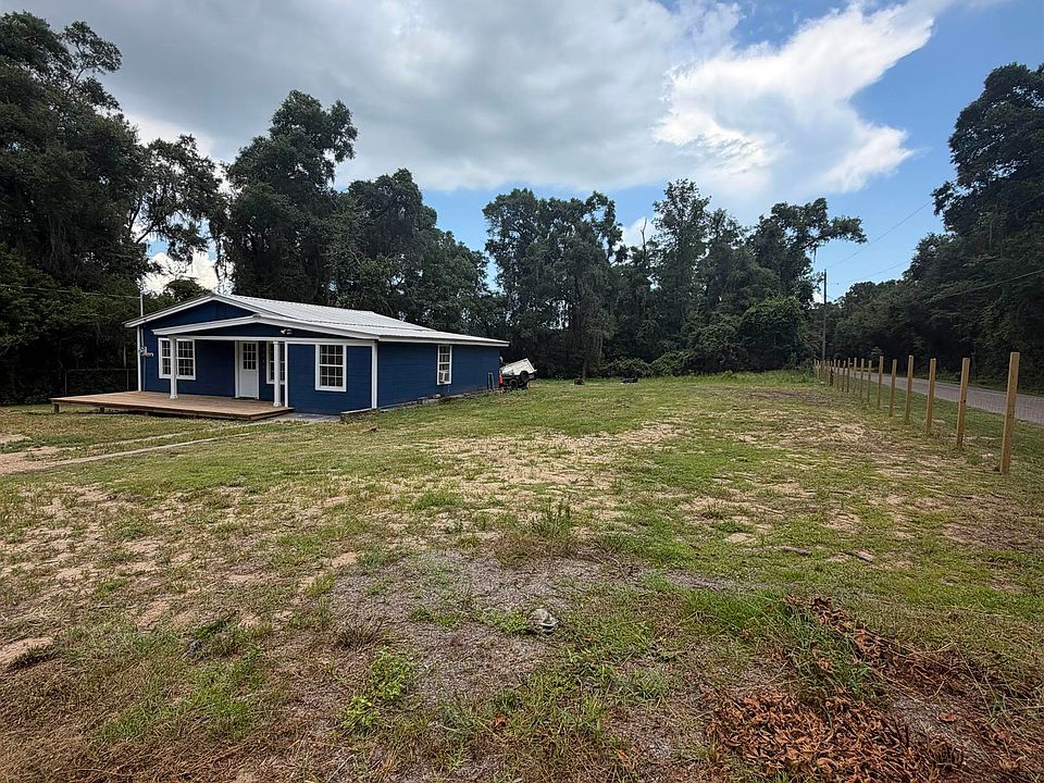 2nd image of 2001 Summer Ln