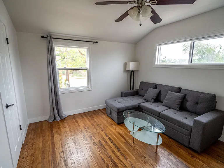 5004 Waring Rd — Photo 16