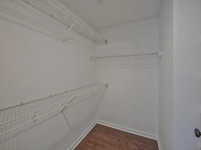 643 Huffine Manor Cir — Photo 20