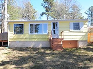 12 Shamrock Cir, Wareham, MA 02571