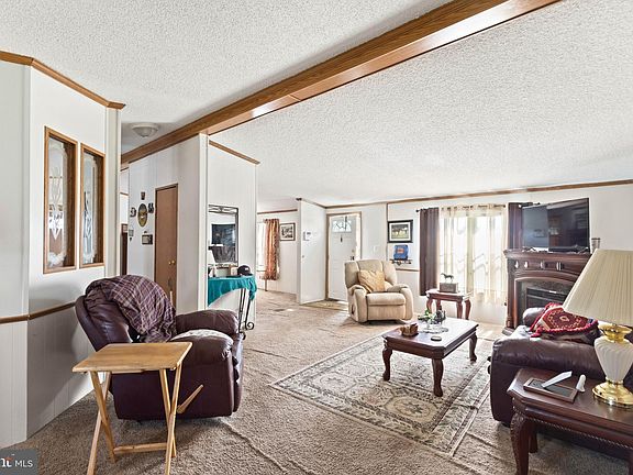 5th image of 32542 Curley Dr