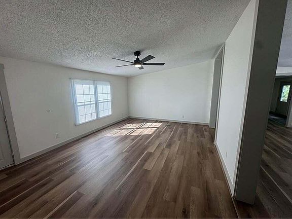 3rd image of 210 Mill Cove Ln
