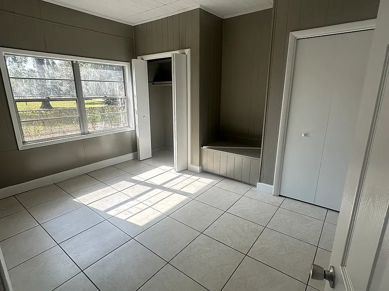 2812 Clemons Rd — Photo 3