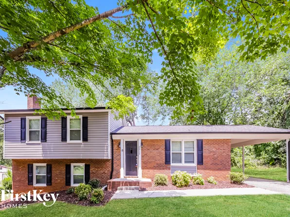 2312 Barnsley Ct, Winston Salem, NC 27106