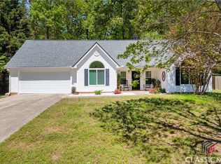 401 Arrowhatchee Dr, Winder, GA 30680