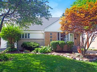 611 E Olive St, Arlington Heights, IL
